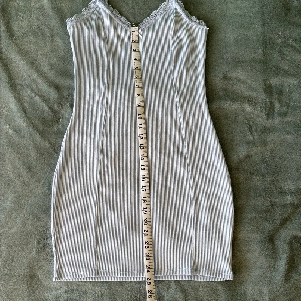 Divided Light Blue Lace-Accent Bodycon Dress - Picture 11 of 11